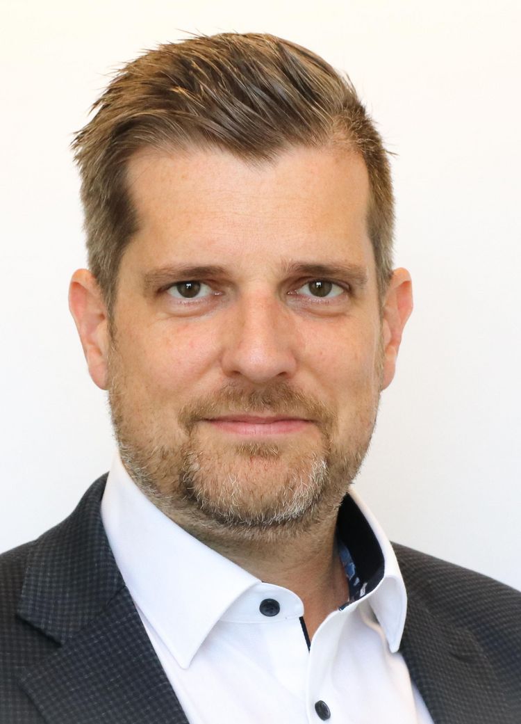 Dr. rer. nat. Martin Adam