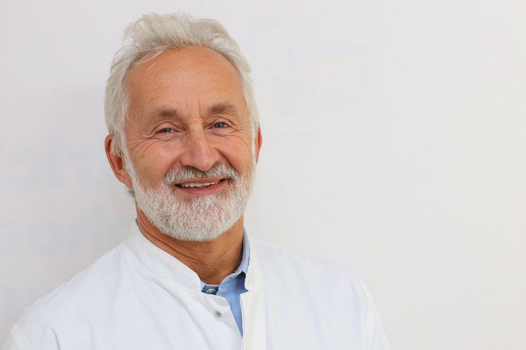 Dr. med. Andreas Putz