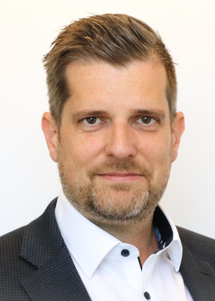 Dr. rer. nat. Martin Adam